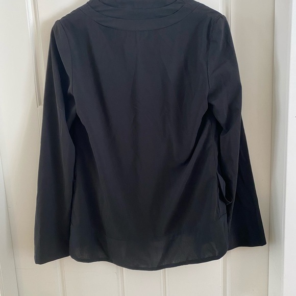 Loose / Unstructured Blazer - Picture 2 of 6